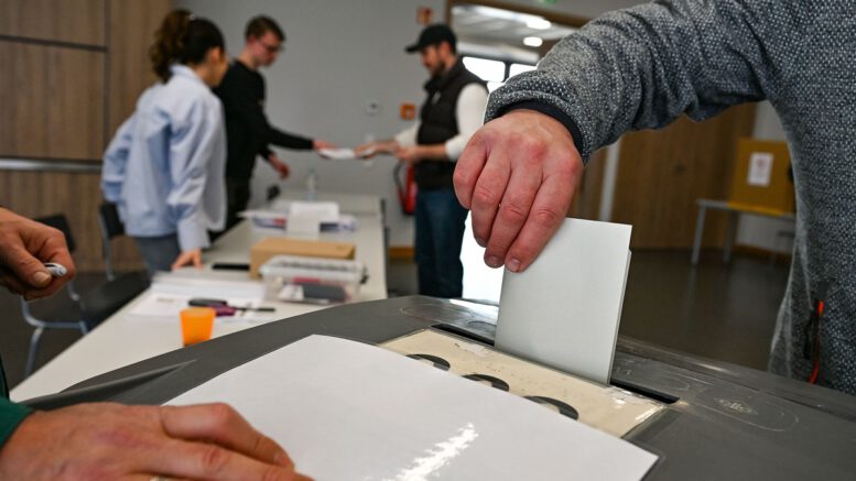 Hanau: Parteien und Kandidaten reichen Listen für Kommunal- und Oberbürgermeisterwahl fristgerecht ein