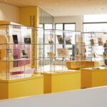 Hanau zeigt Vitrinenausstellung zum 60. Jahrestag der Städtepartnerschaft mit Conflans Sainte Honorine