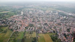 Maintal für 30 Jahre im Klima-Bündnis geehrt und mit Emissionsminderung bilanziert Maintal für 30 Jahre im Klima-Bündnis geehrt und mit Emissionsminderung bilanziert