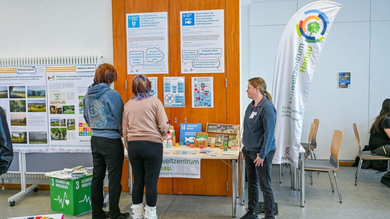 Messe in Hanau informiert über Artenvielfalt und naturnahe Gärten