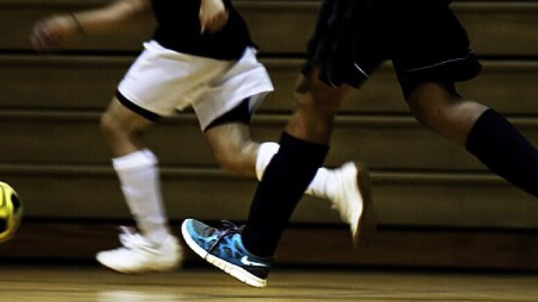 Offenbacher Hallenfußball beginnt: 26 Teams spielen um Stadtmeistertitel in der Sportfabrik