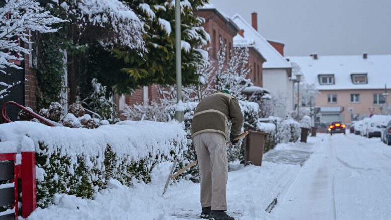 Starker Schneefall legt Teile des städtischen Betriebs in Hanau lahm