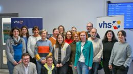 VHS Hanau beginnt Frühjahrssemester und feiert 80 Jahre als offener Lernort